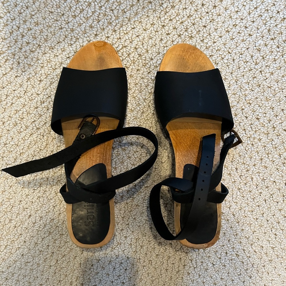 Sanita Black and Brown Sandals